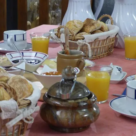 Couette-café Maison D'hôtes De Charme Ttakoinenborda *